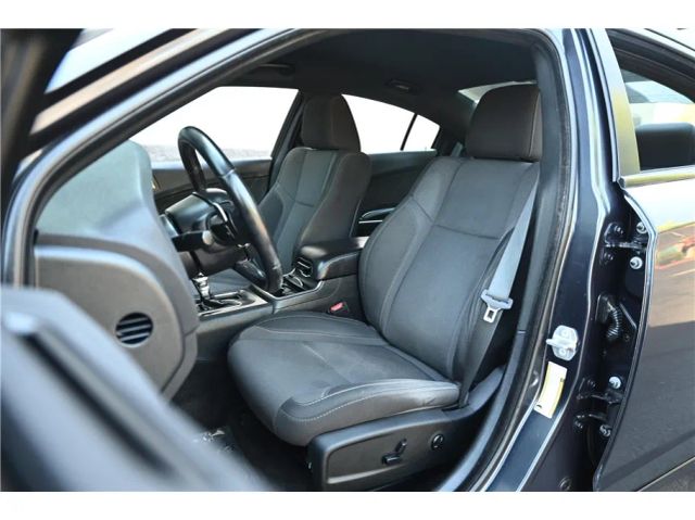 2018 Dodge Charger GT Image 15 of 27