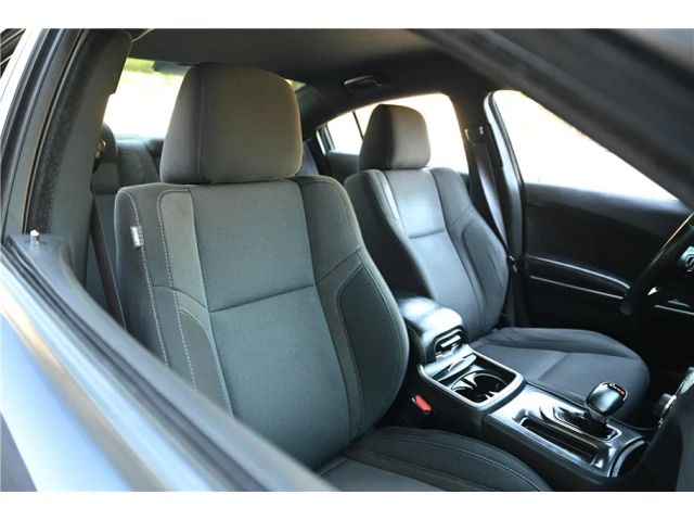 2018 Dodge Charger GT Image 13 of 27