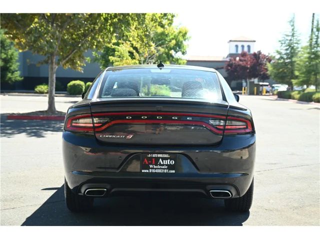 2018 Dodge Charger GT Image 6 of 27
