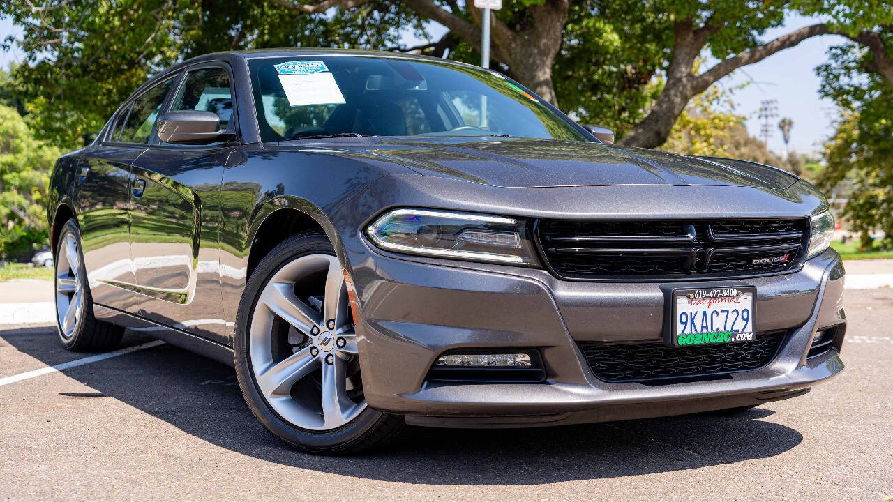 Vehicle image 4 of 29