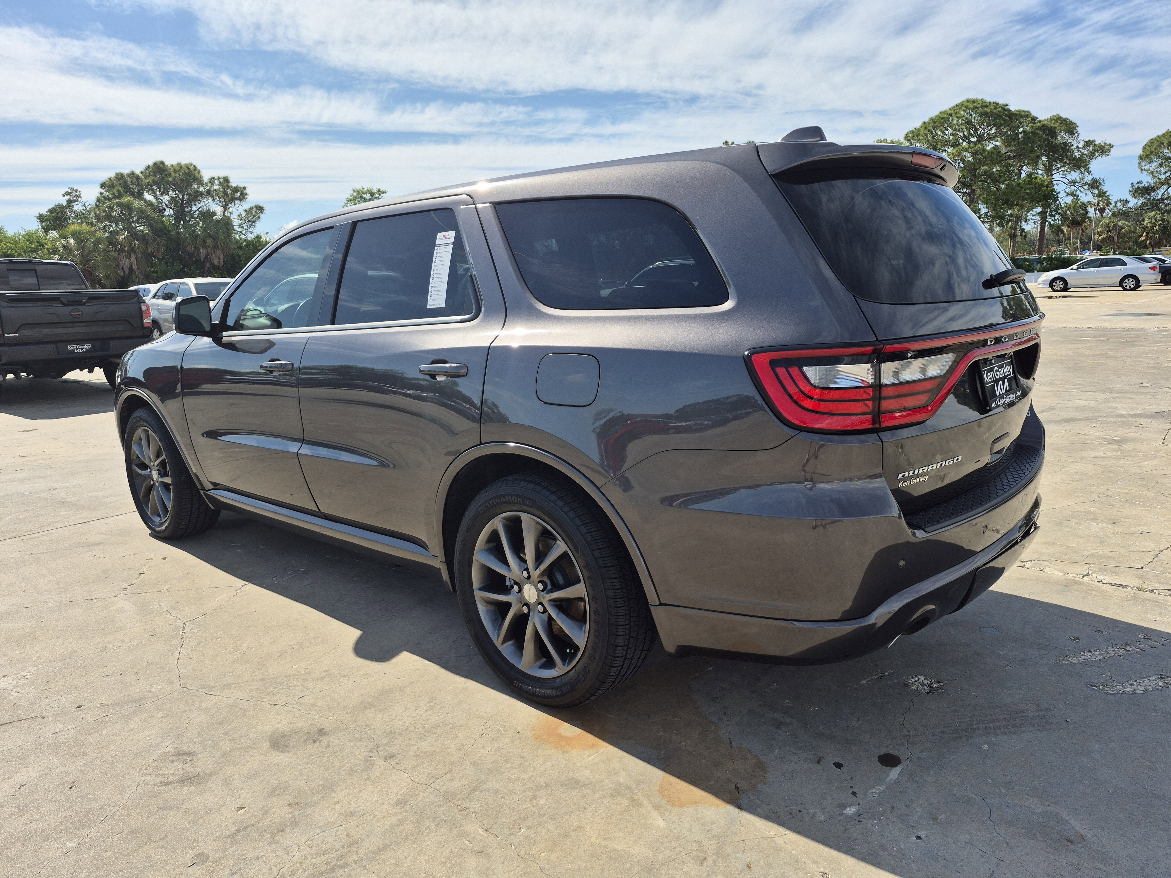 Vehicle image 8 of 37
