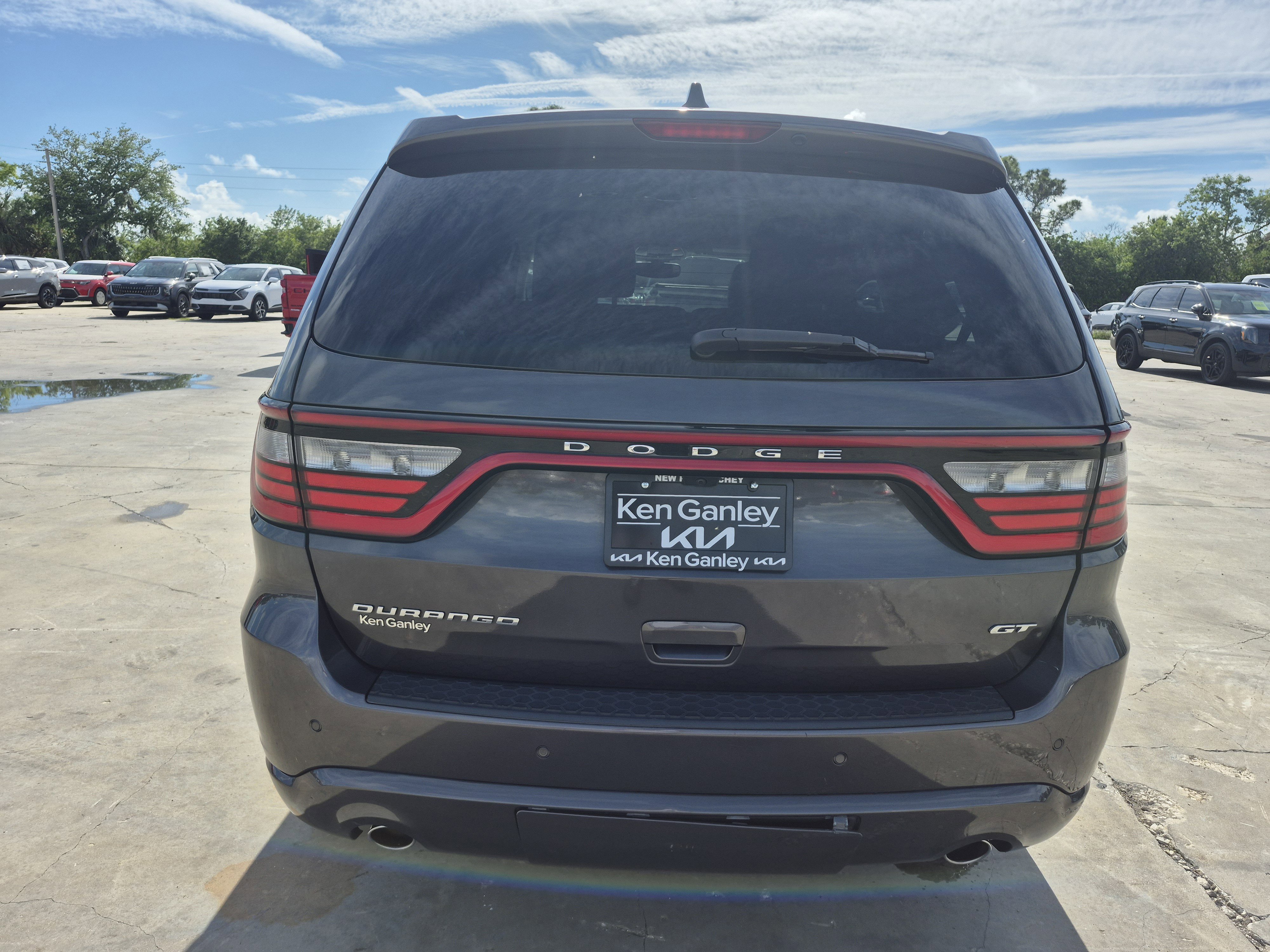 Vehicle image 7 of 37