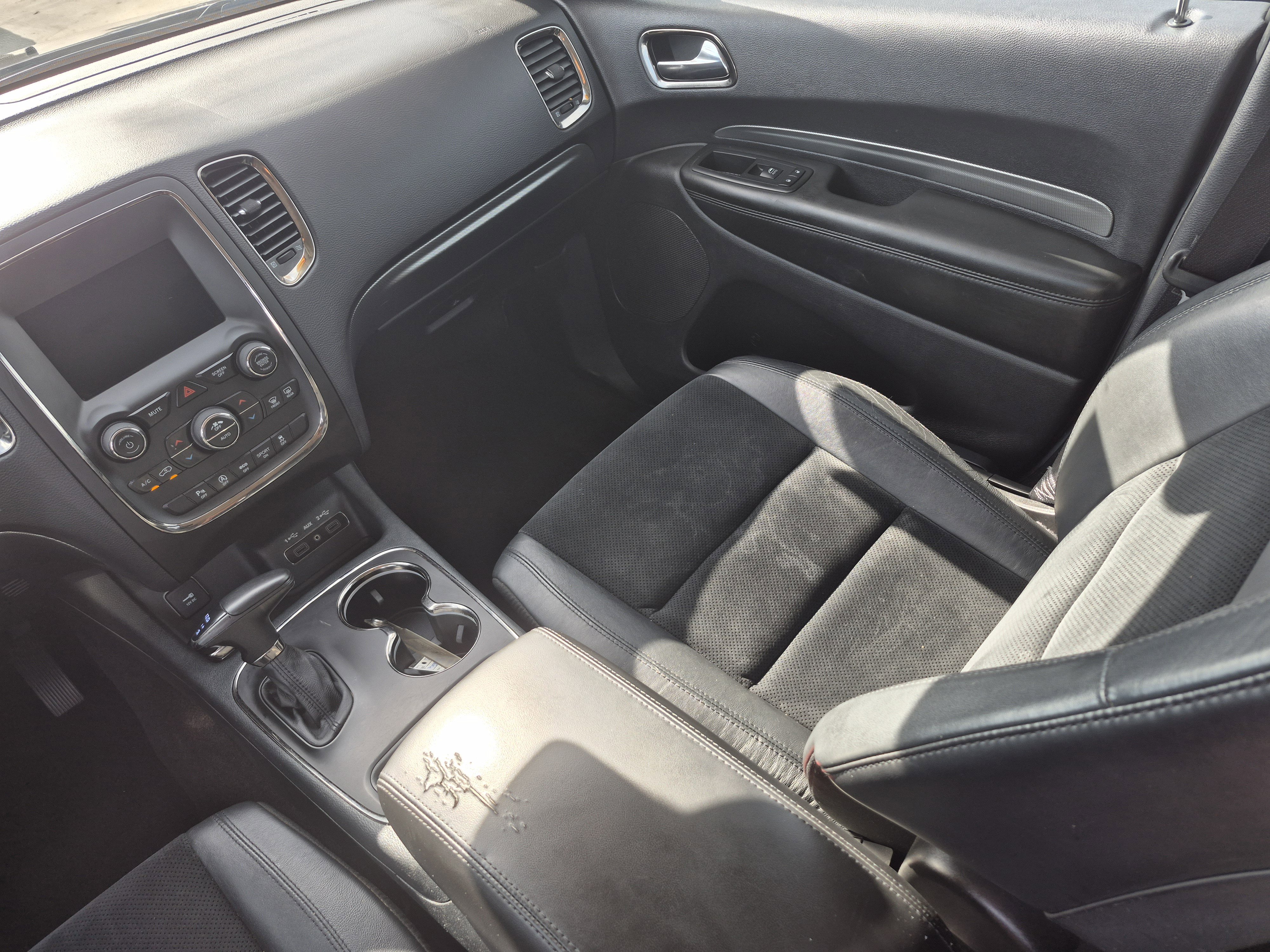 Vehicle image 16 of 37