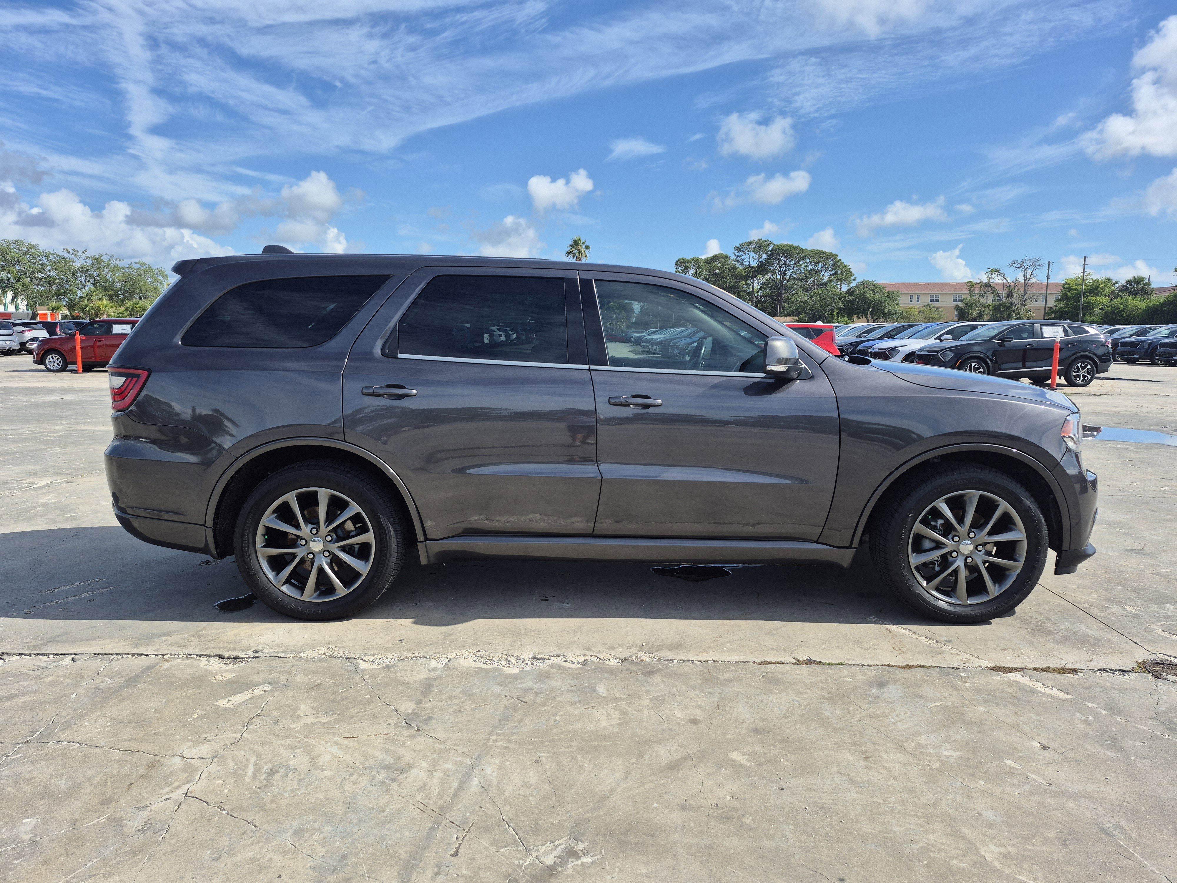 Vehicle image 5 of 37
