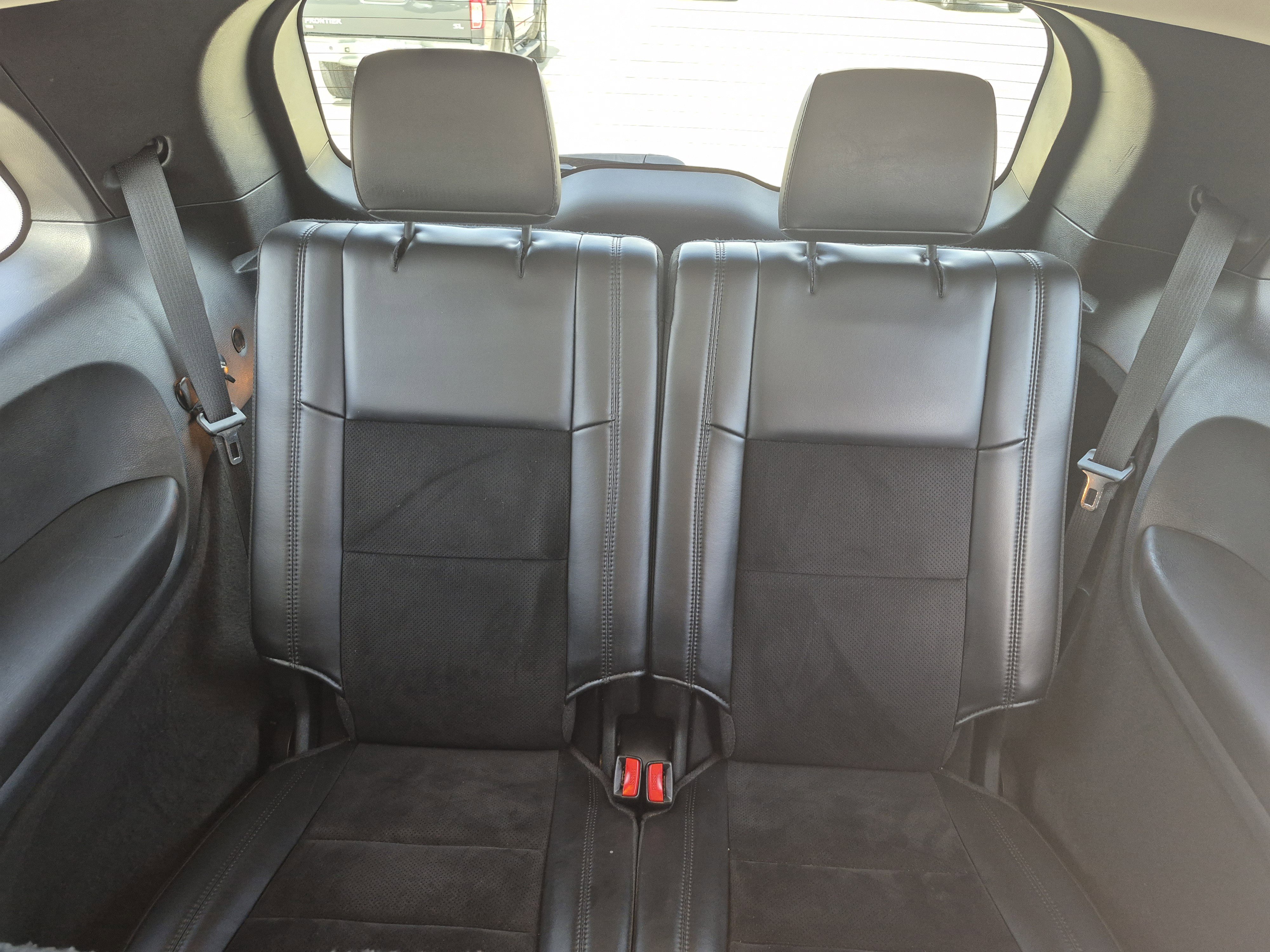 Vehicle image 17 of 37