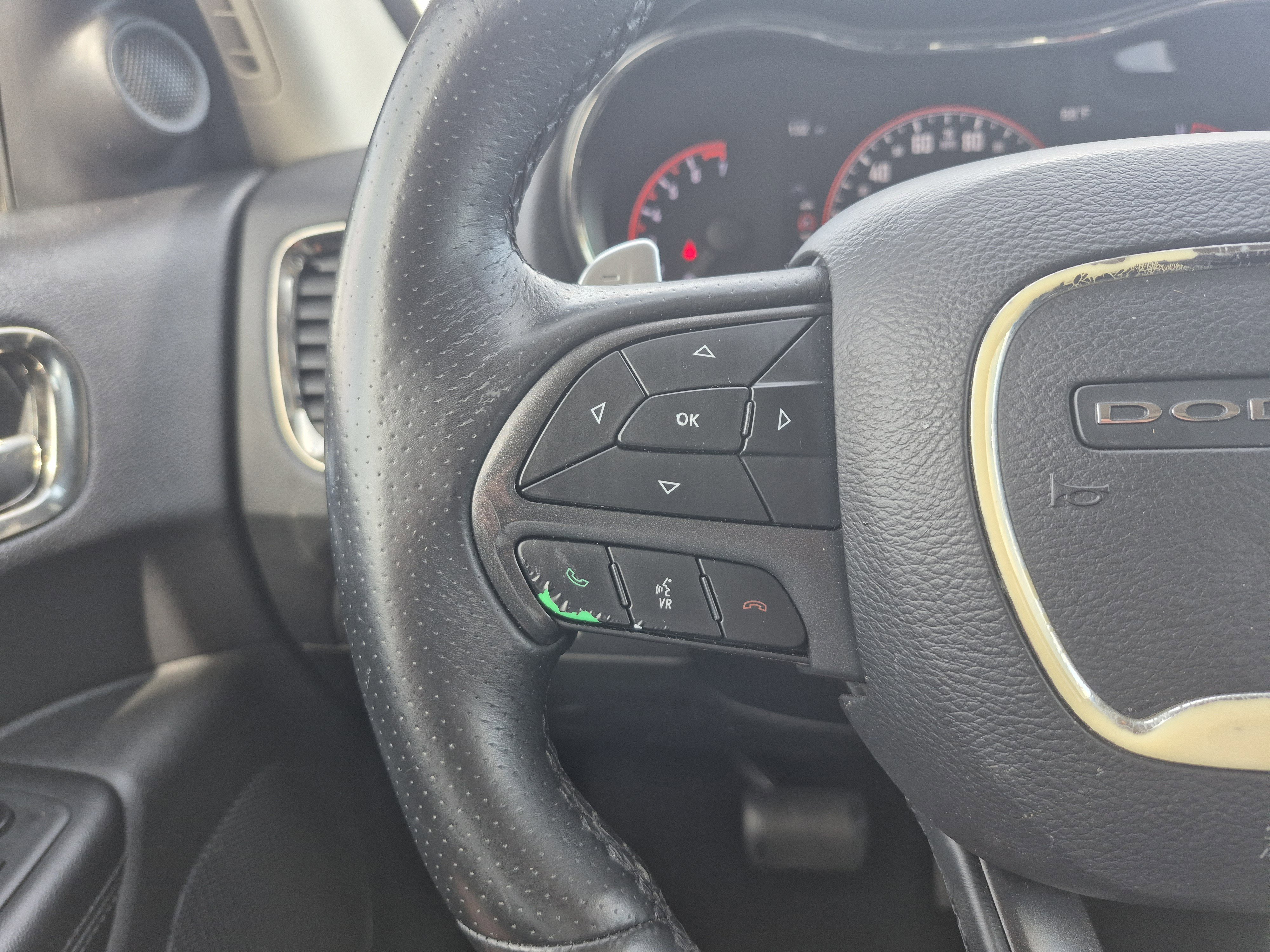 Vehicle image 28 of 37