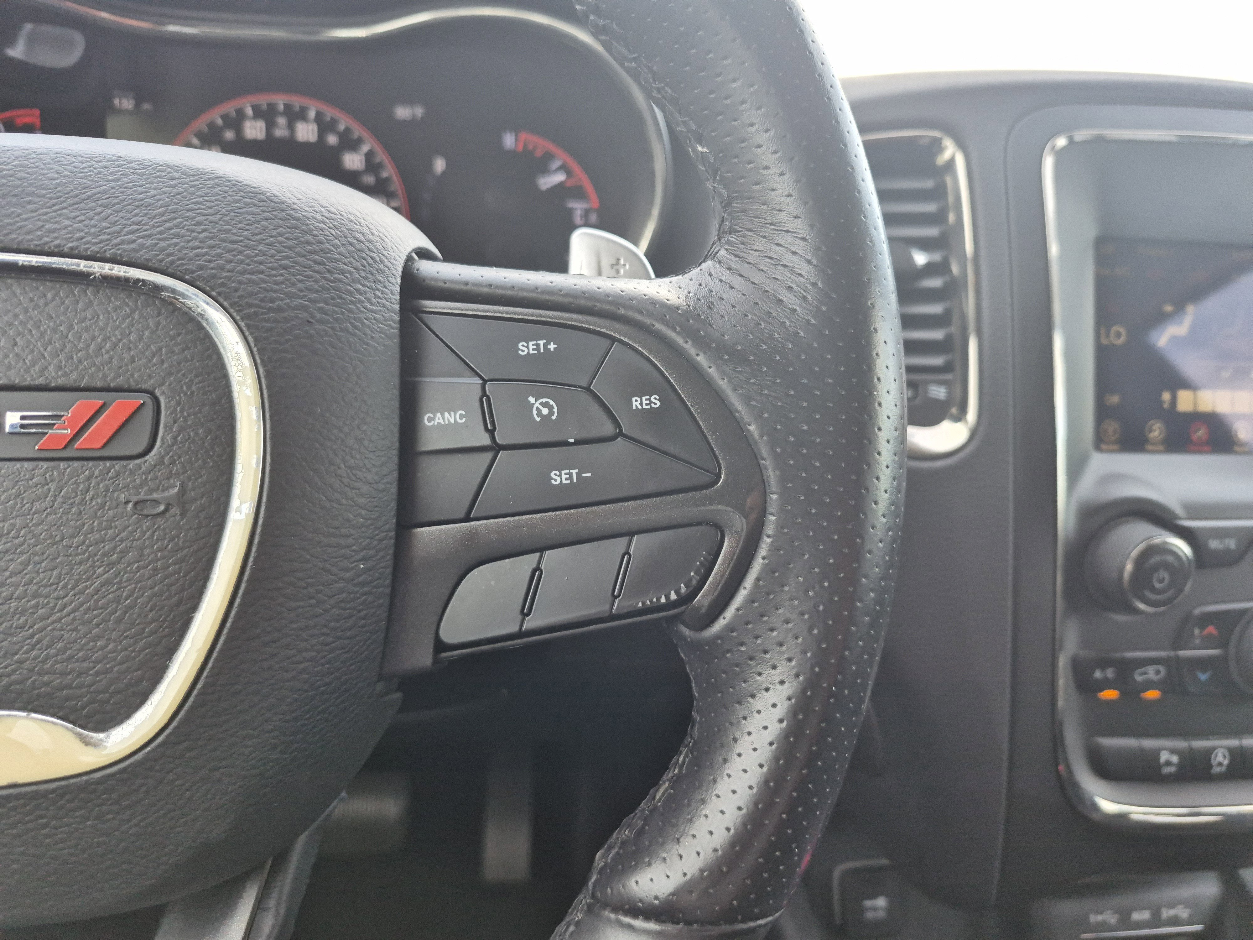 Vehicle image 29 of 37