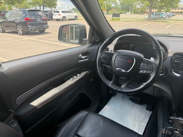 Vehicle image 21 of 48