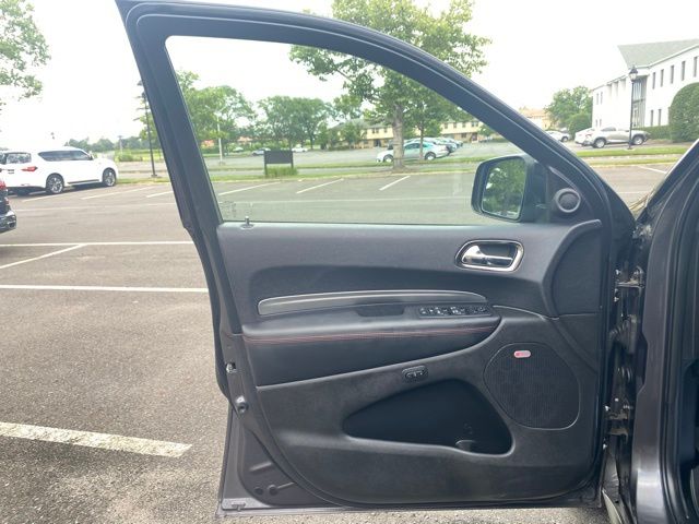 Vehicle image 36 of 48