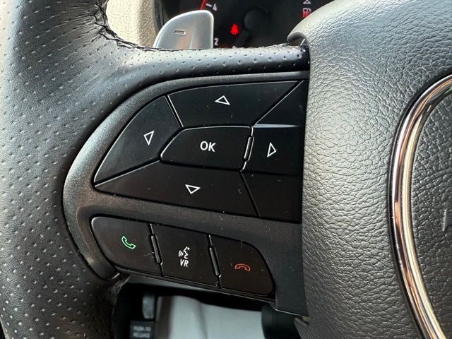 Vehicle image 31 of 48