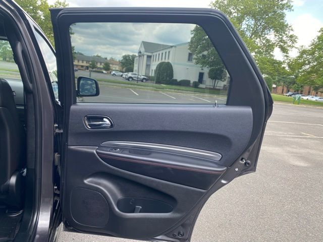 Vehicle image 41 of 48
