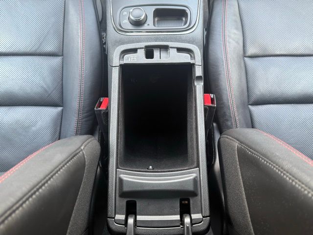 Vehicle image 37 of 48