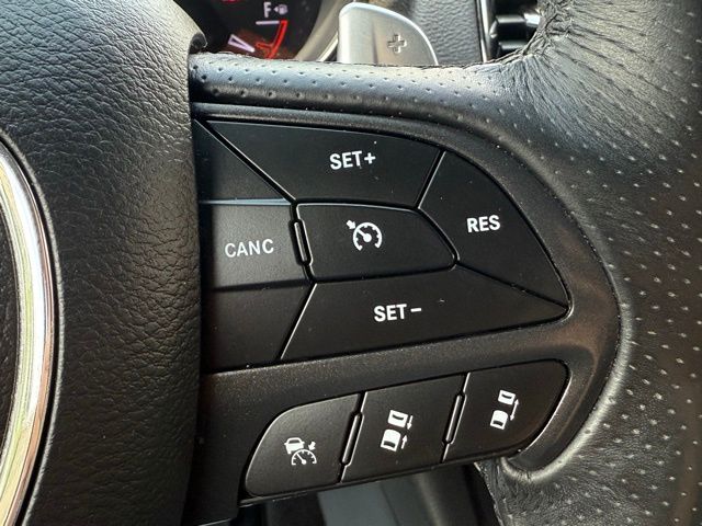 Vehicle image 42 of 48