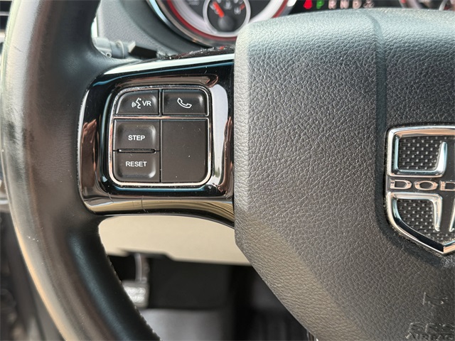 Vehicle image 20 of 25