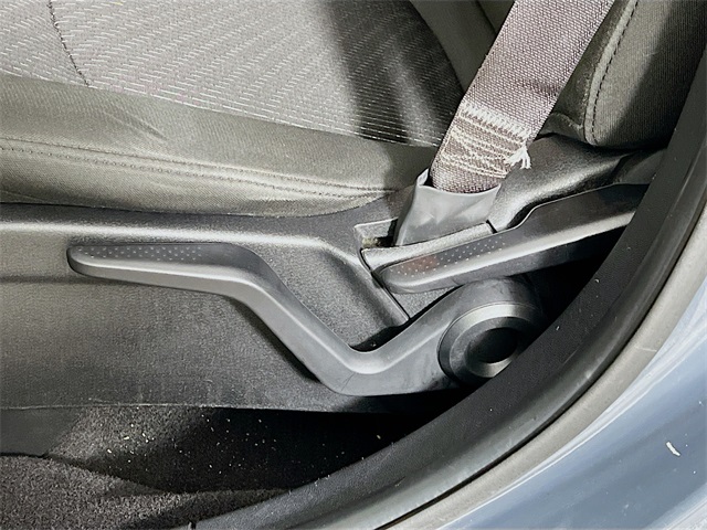 Vehicle image 30 of 41
