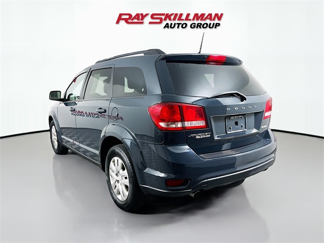 Vehicle image 7 of 41