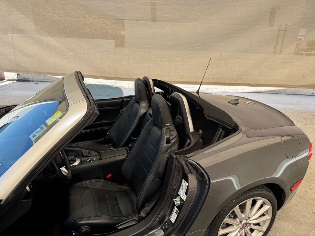 Vehicle image 23 of 45