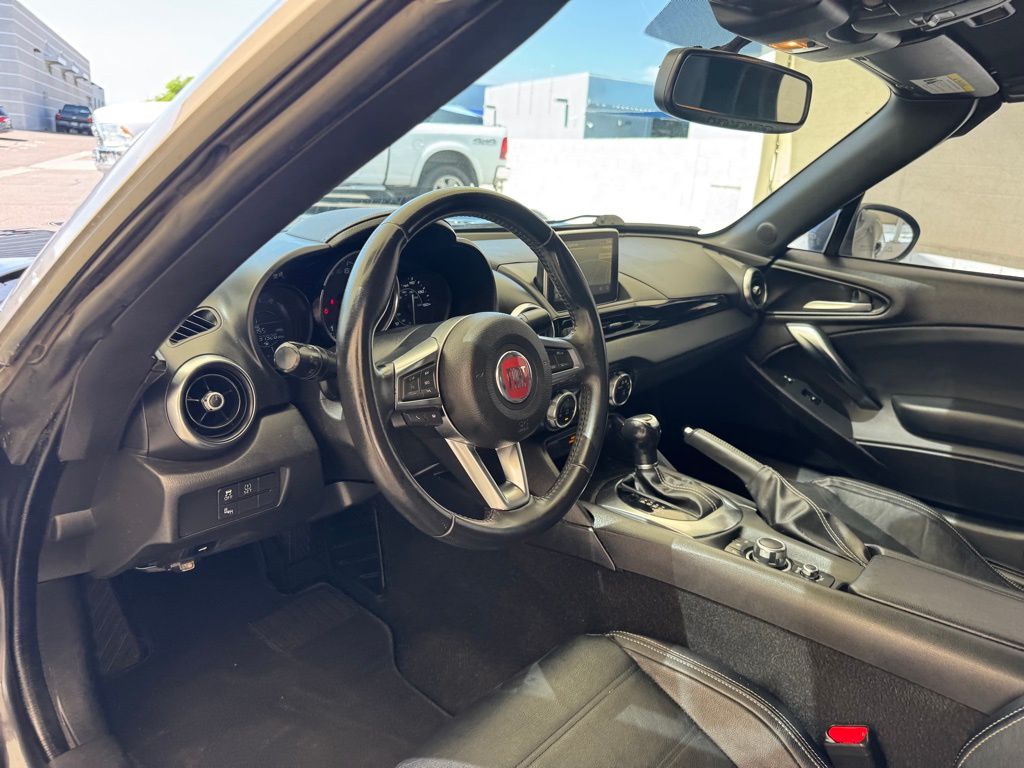 Vehicle image 18 of 45