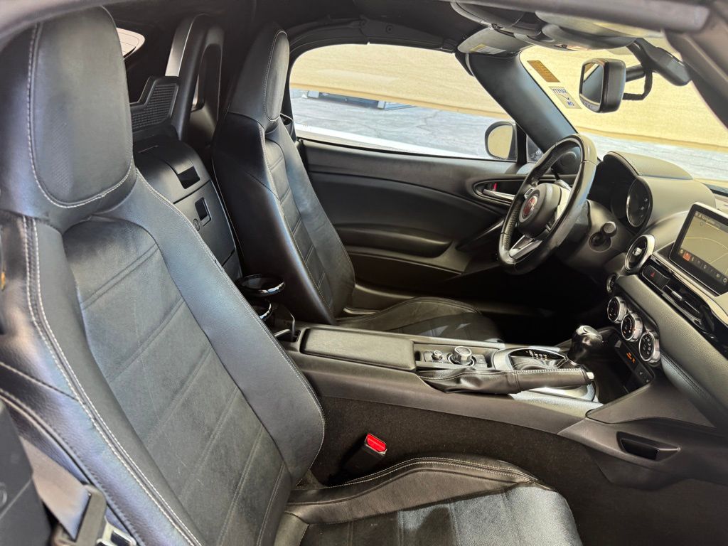 Vehicle image 22 of 45