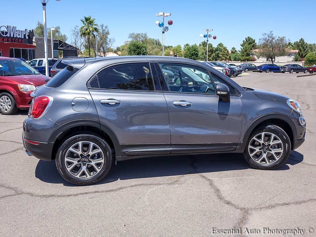 Vehicle image 5 of 21