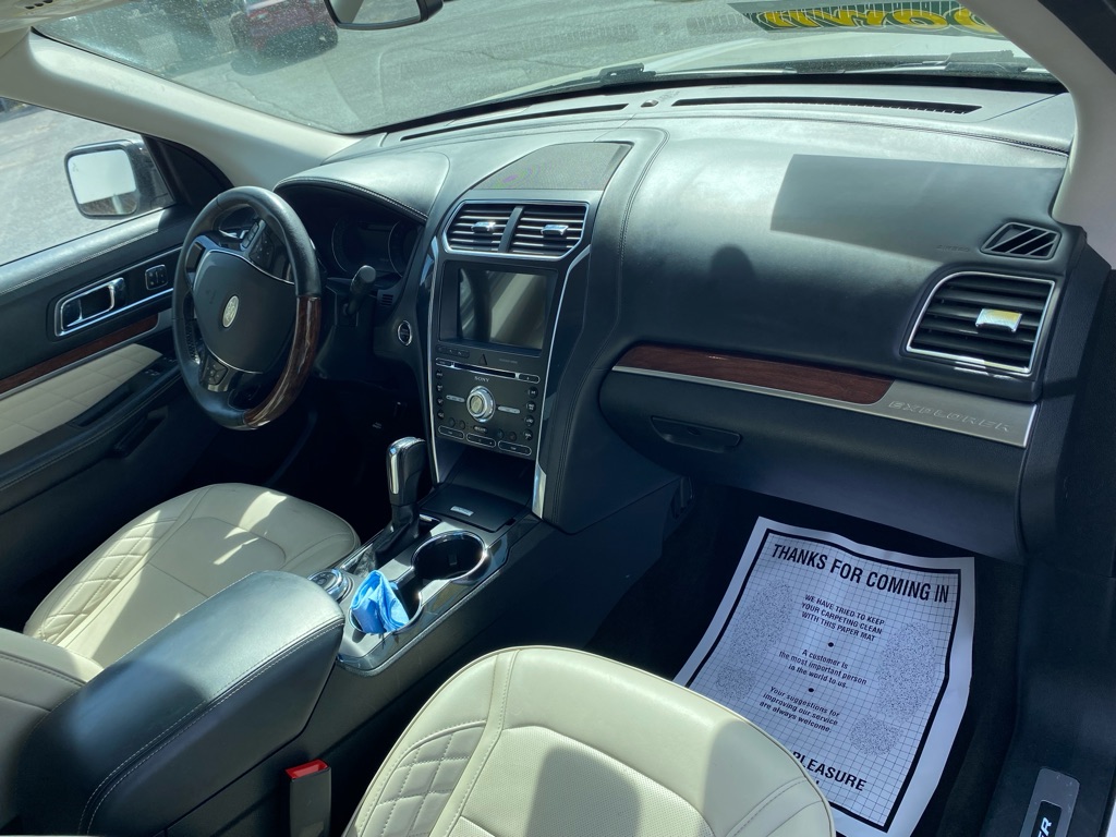 Vehicle image 9 of 37