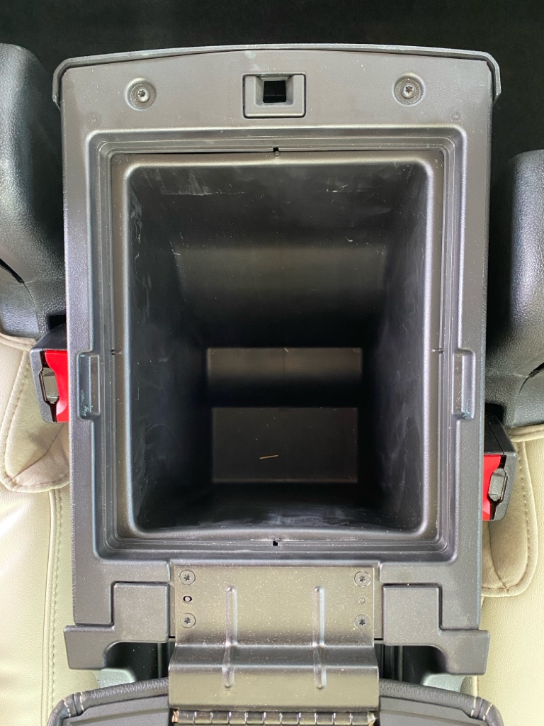 Vehicle image 15 of 37