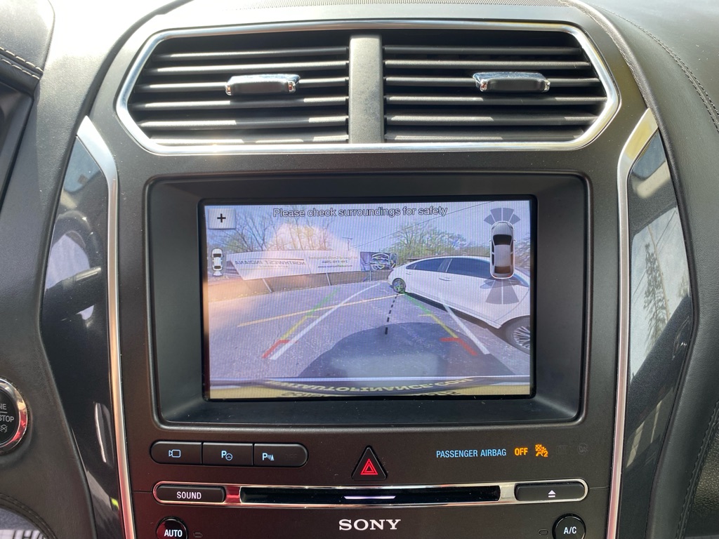 Vehicle image 22 of 37