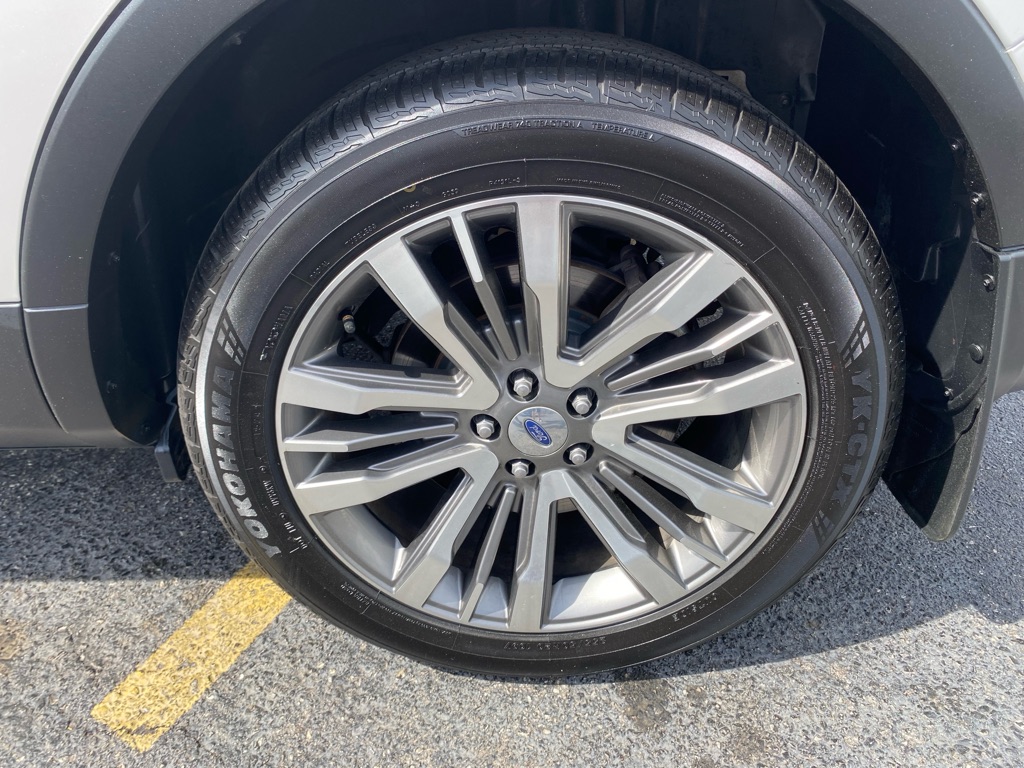 Vehicle image 37 of 37