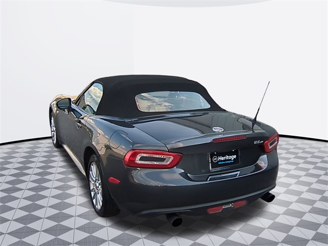 Vehicle image 7 of 19