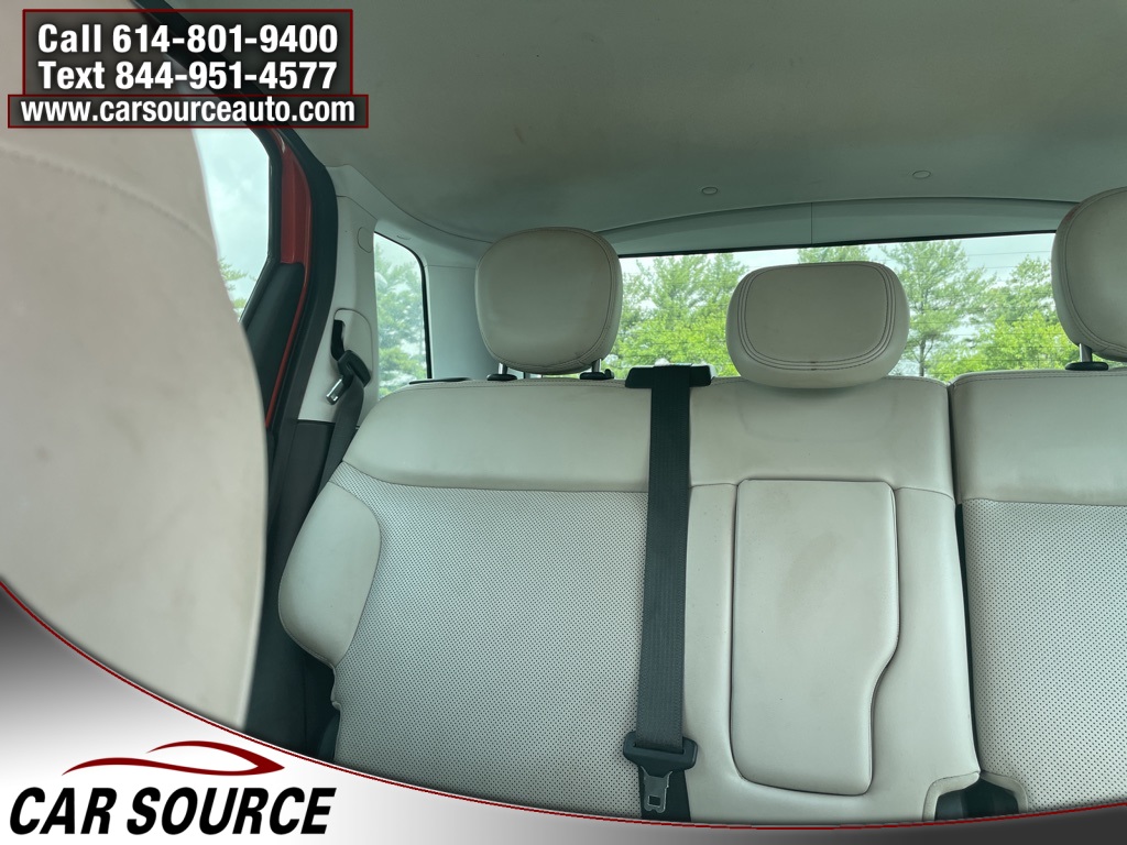 Vehicle image 26 of 29