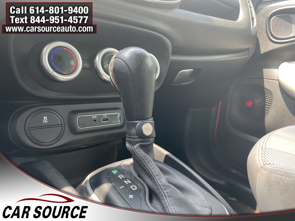 Vehicle image 22 of 29