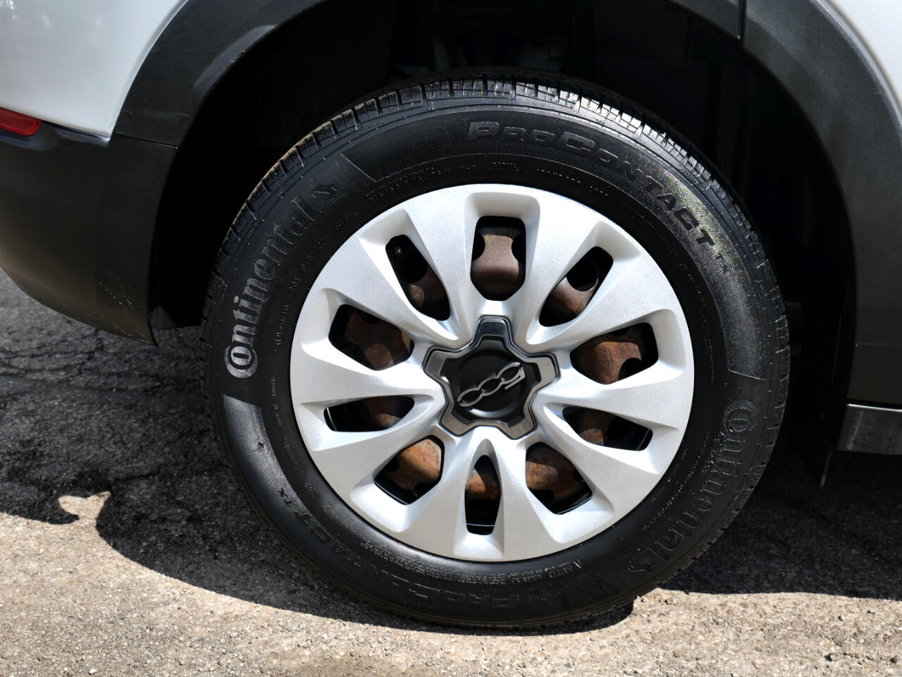Vehicle image 90 of 93
