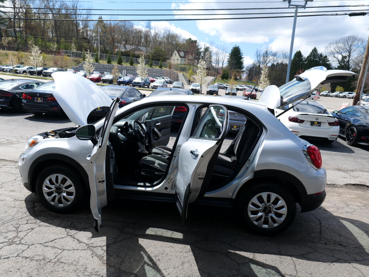 Vehicle image 81 of 93