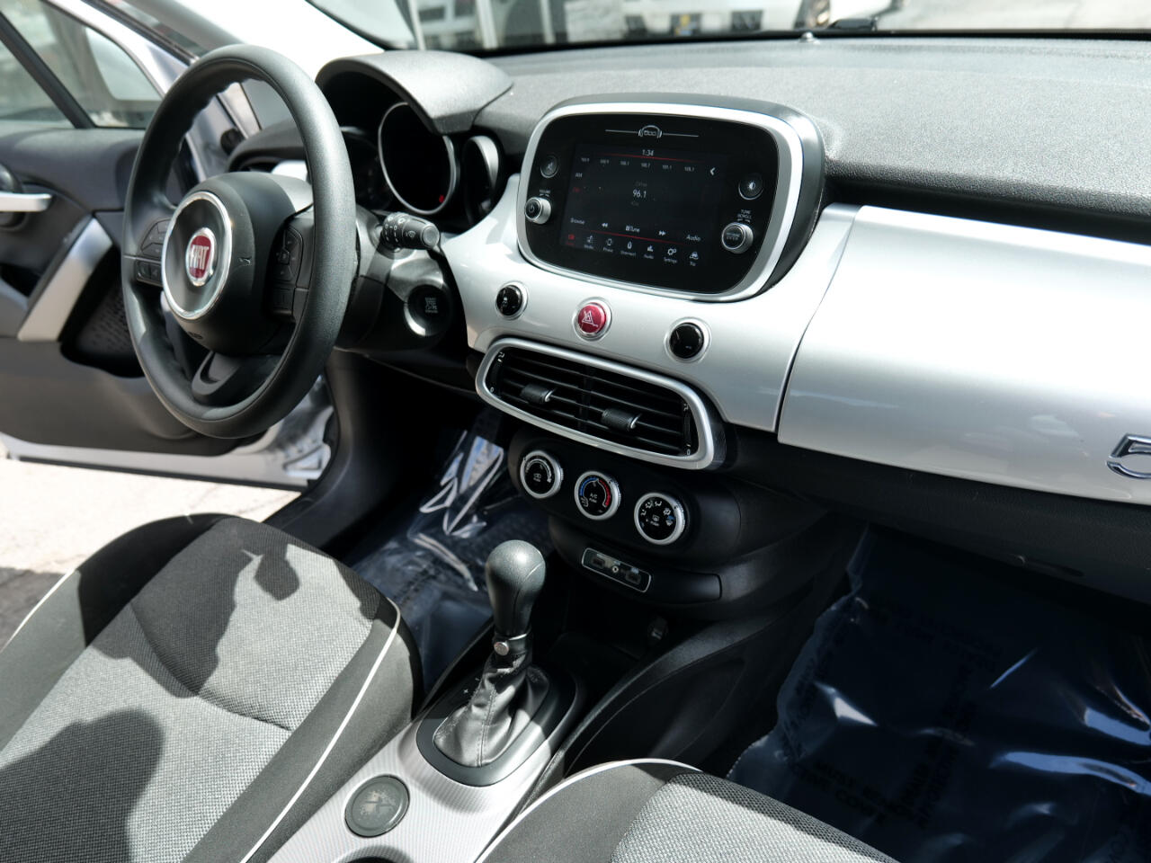 Vehicle image 57 of 93