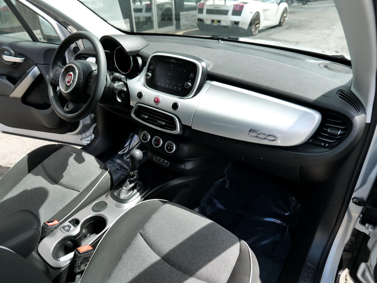 Vehicle image 56 of 93