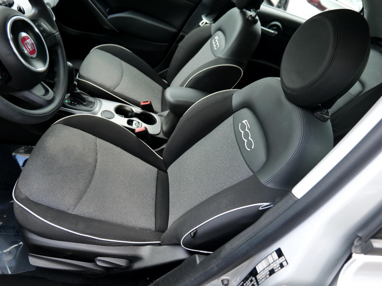 Vehicle image 37 of 93