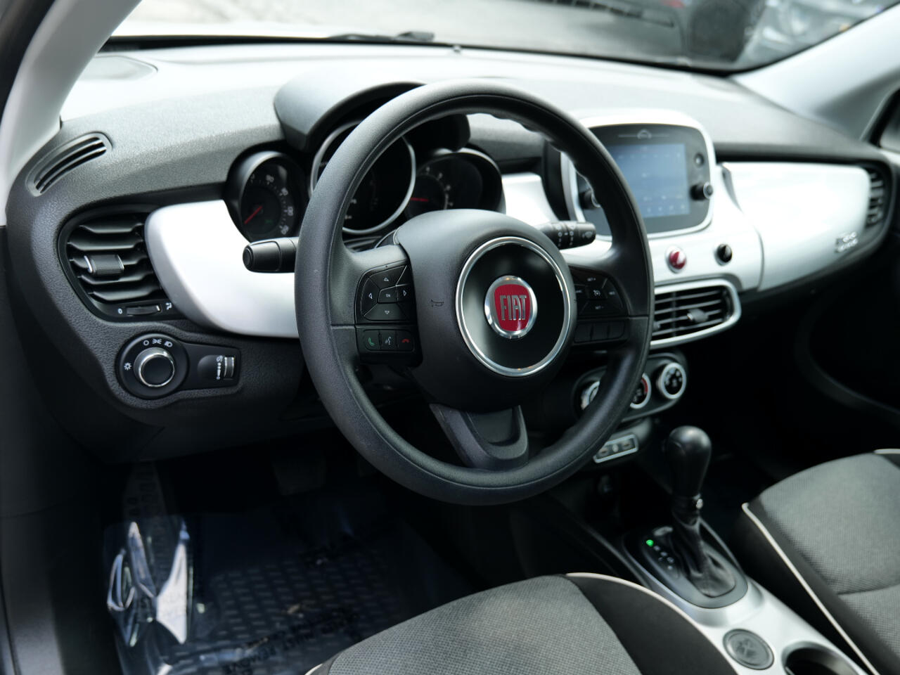 Vehicle image 36 of 93