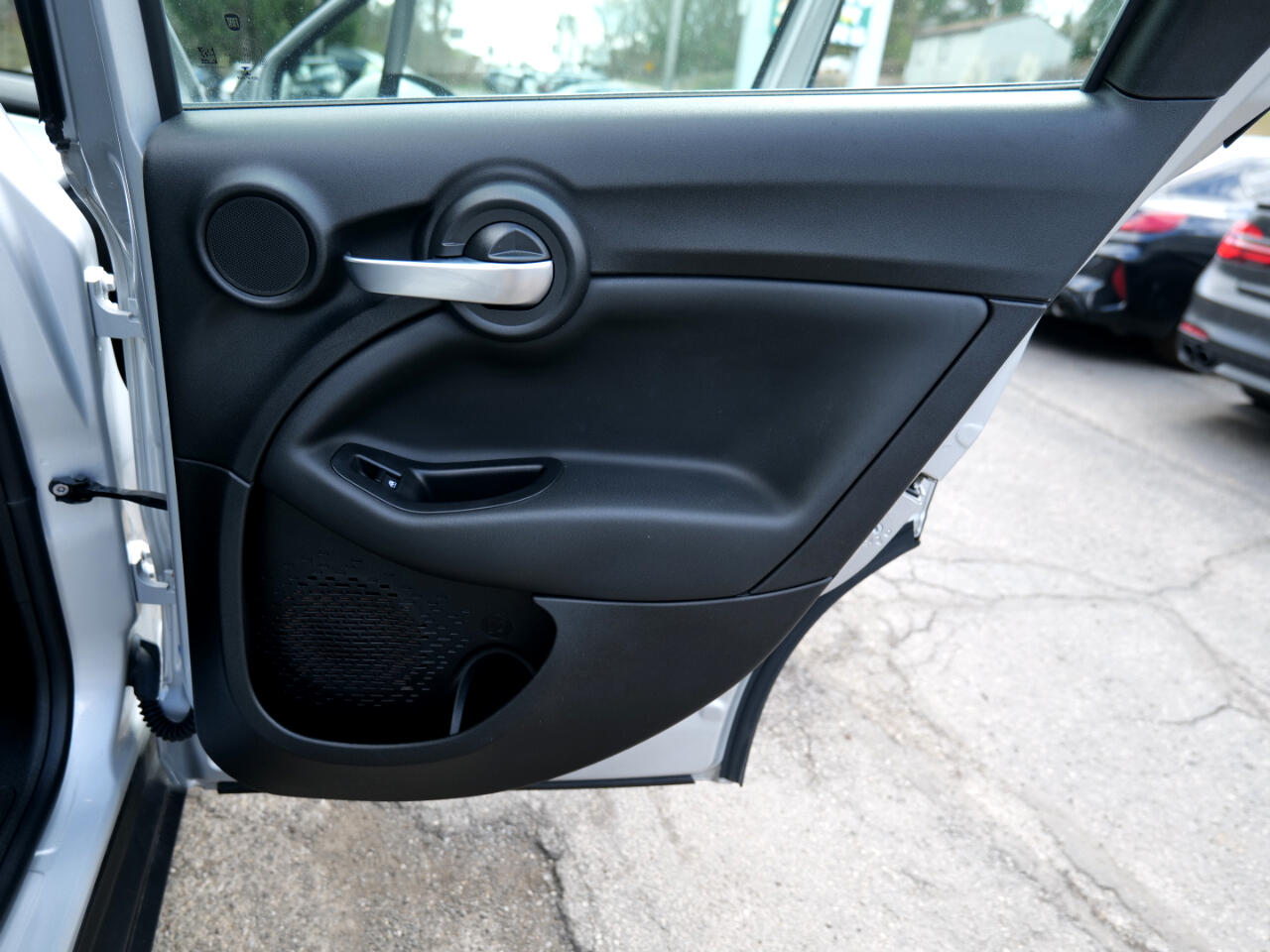 Vehicle image 62 of 93
