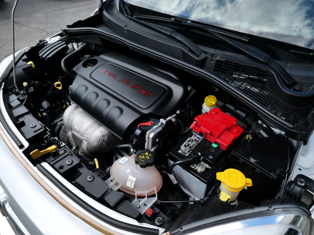 Vehicle image 76 of 93