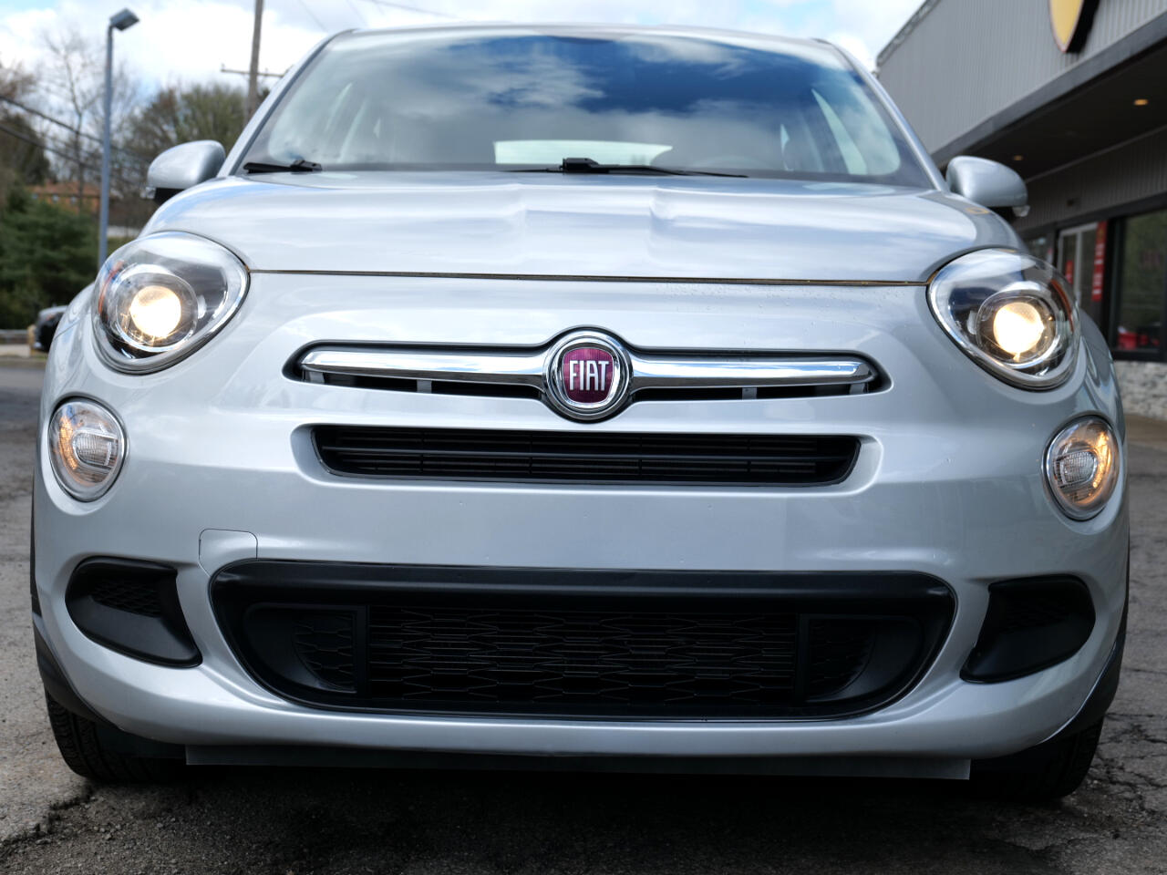 Vehicle image 7 of 93