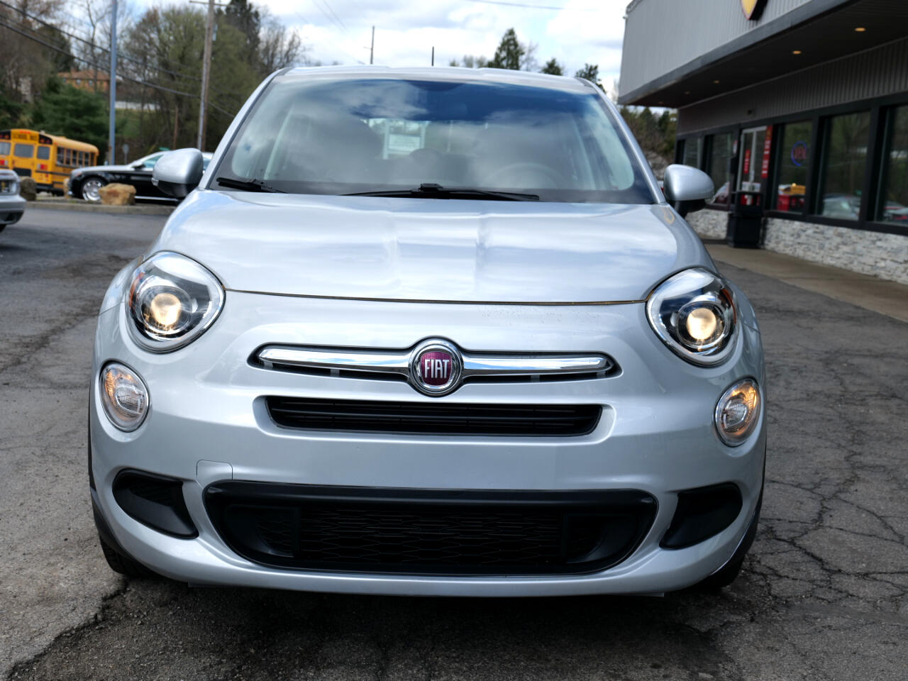 Vehicle image 8 of 93