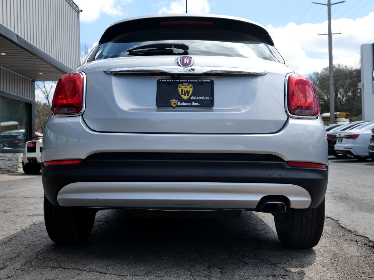 Vehicle image 24 of 93