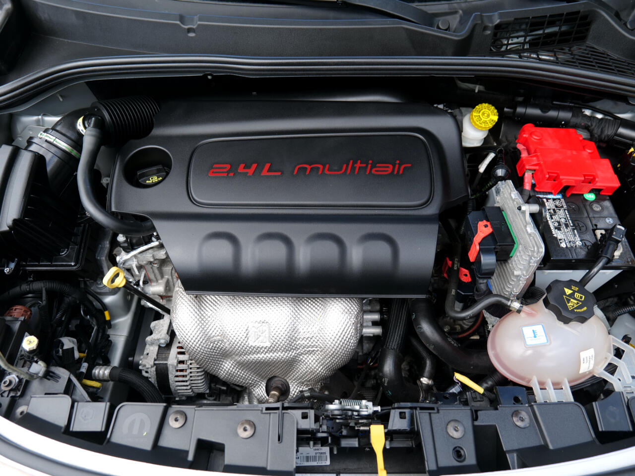 Vehicle image 72 of 93