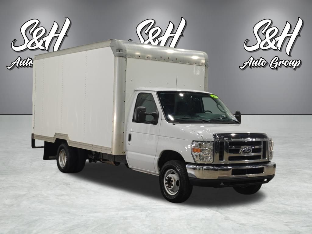 2018 Ford E-Series Base Image 3 of 42