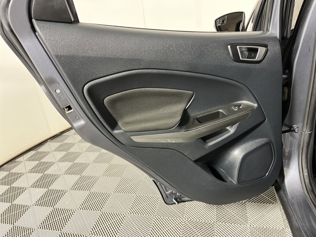 Vehicle image 21 of 27