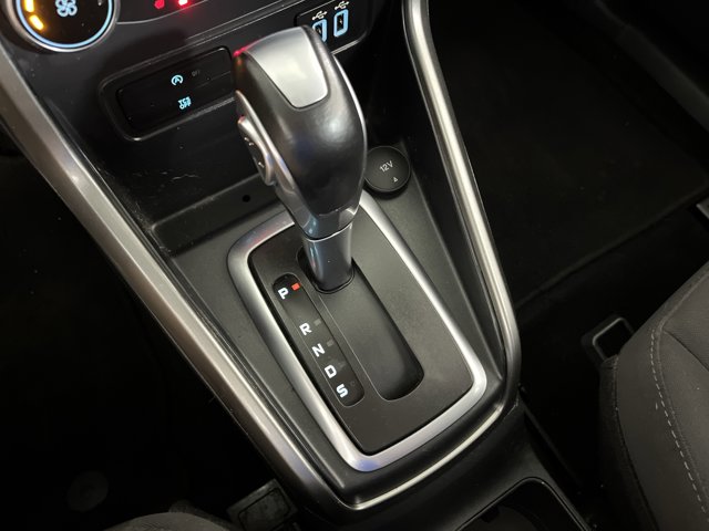 Vehicle image 19 of 27