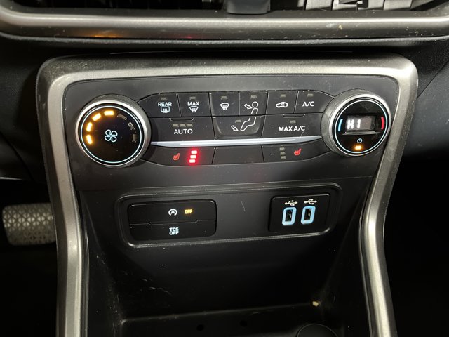 Vehicle image 18 of 27