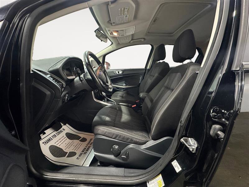 Vehicle image 9 of 15