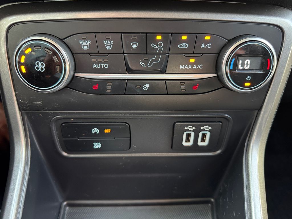 2018 Ford EcoSport SE Image 30 of 30