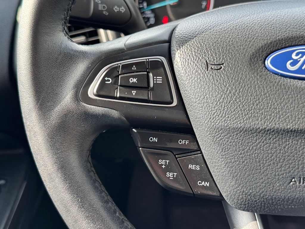 2018 Ford EcoSport SE Image 18 of 30